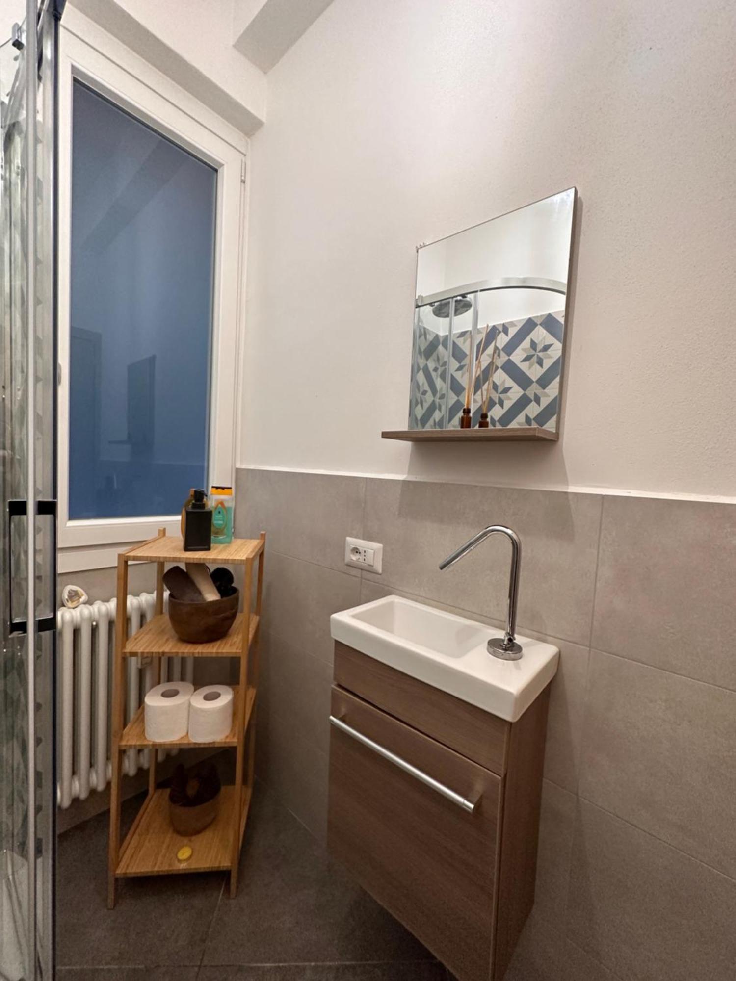 Casa Ling -Ac - Parking-2Bathrooms コモ エクステリア 写真