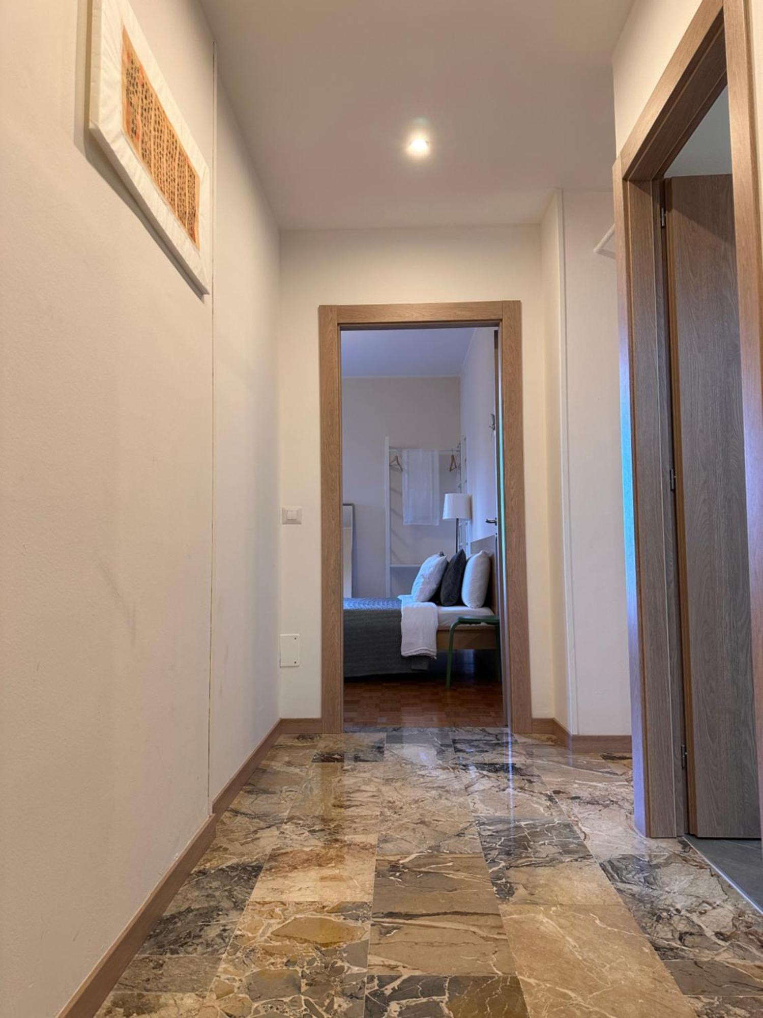 Casa Ling -Ac - Parking-2Bathrooms コモ エクステリア 写真